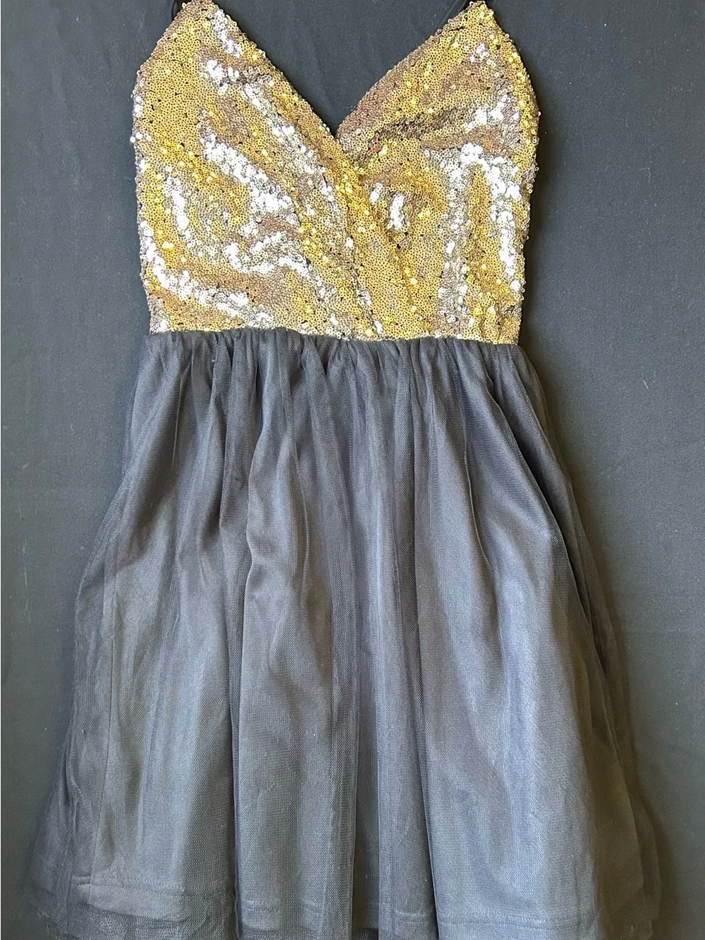 XTAREN Women's Open Back Sequin Black And Gold Dress Size Medium-Cocktail Style